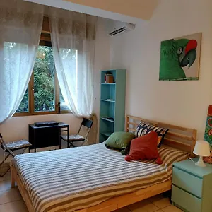  Apartment For Guest - Simonetta Porta Vittoria Italy