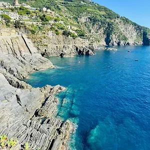 al-castello-riomaggiore.hotelitalianriviera.com/